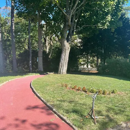 Studio Avec Piscine Et Tennis Avec Vue Sur Lyon Caluire-et-Cuire