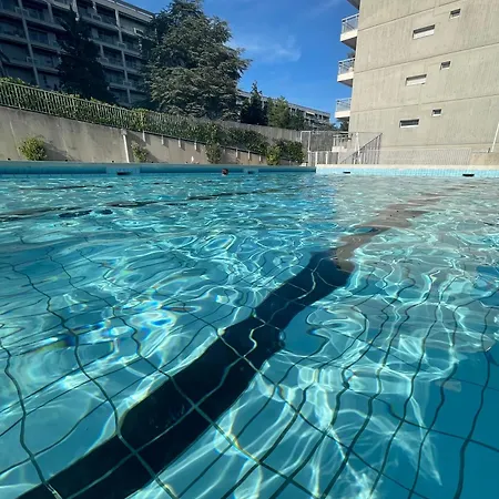 Studio Avec Piscine Et Tennis Avec Vue Sur Lyon Appartement