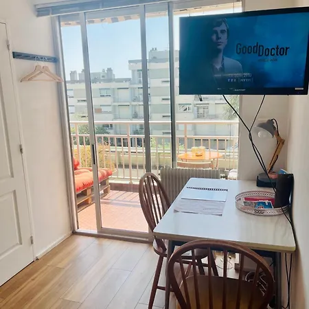 Studio Avec Piscine Et Tennis Avec Vue Sur Lyon